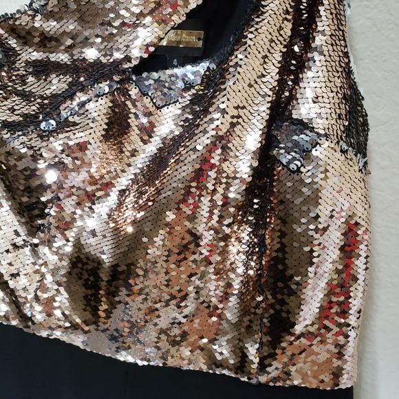 Alexia Admor 1-Shoulder Reversible Sequin Jumpsuit - Picture 8 of 8